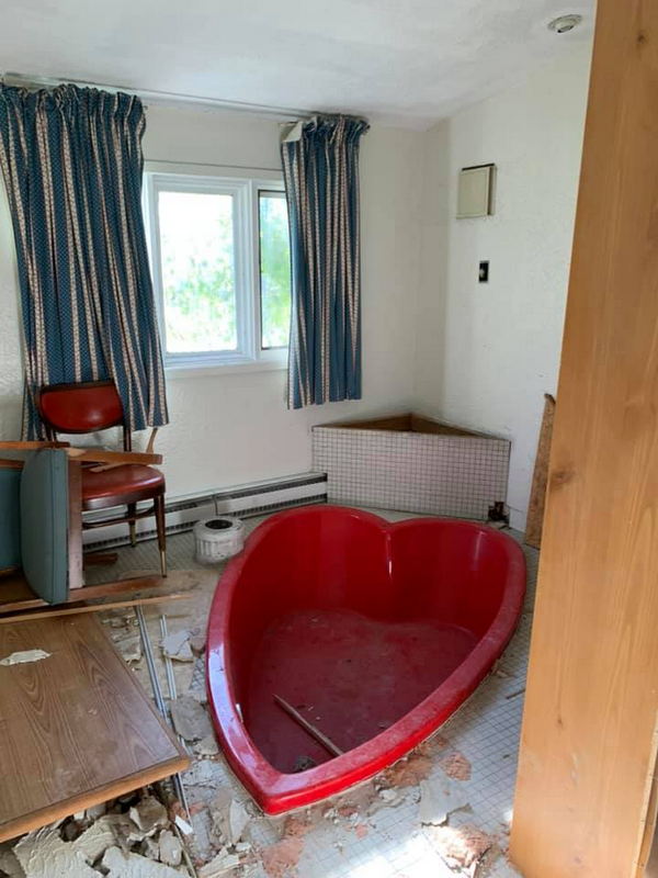 Hospitality House Motel (Marshall Motel) - Paige Michaela Galbraith (newer photo)